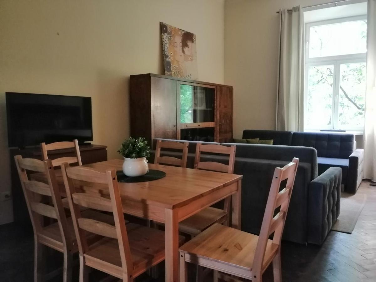 Prestige Location Apartments Pijarska Street Krakow Luaran gambar