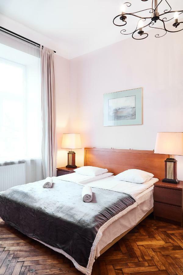 Prestige Location Apartments Pijarska Street Krakow Luaran gambar