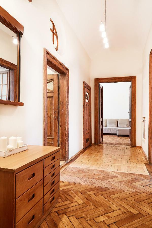 Prestige Location Apartments Pijarska Street Krakow Luaran gambar