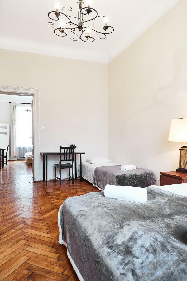 Prestige Location Apartments Pijarska Street Krakow Luaran gambar